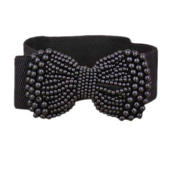 Unique Vintage Accessories - NWT Black Pearl Beaded Bow Elastic Cinch Belt